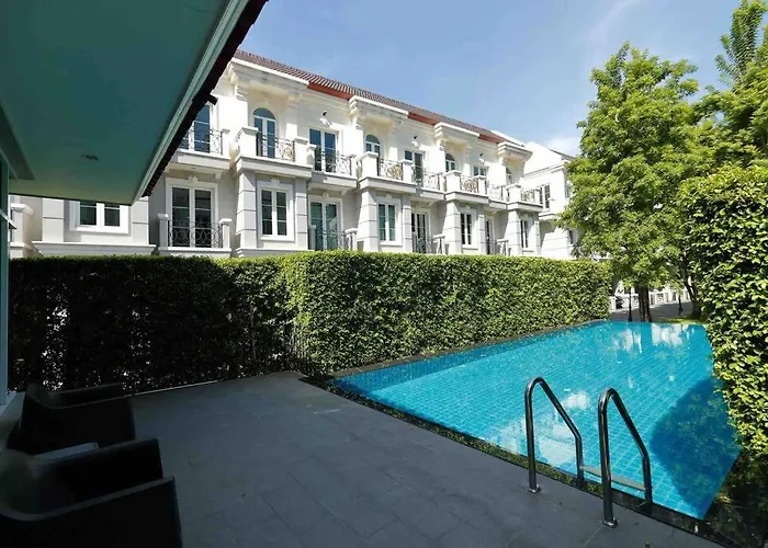 別荘 Sukhumvit 16 Townhouses, Inhome Luxury Residences *