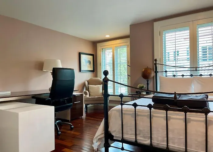 Sukhumvit 16 Townhouses, Inhome Luxury Residences バンコク都